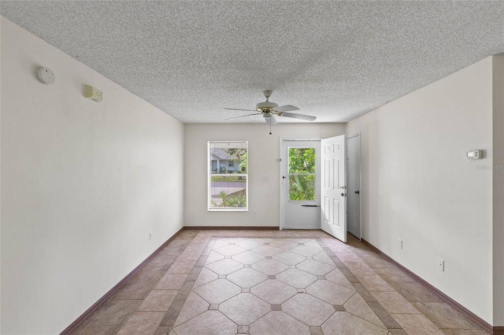 Eustis, FL 32726,509 DOROTHY CIR