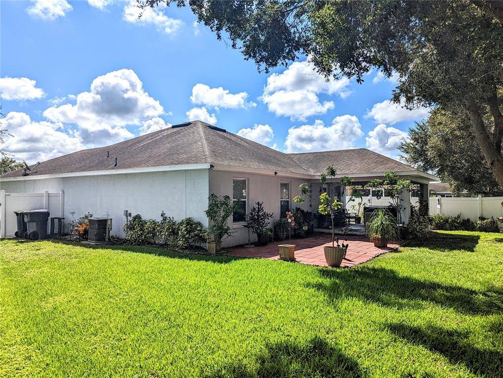 Lakeland, FL 33813,6843 SHADOWCAST LN