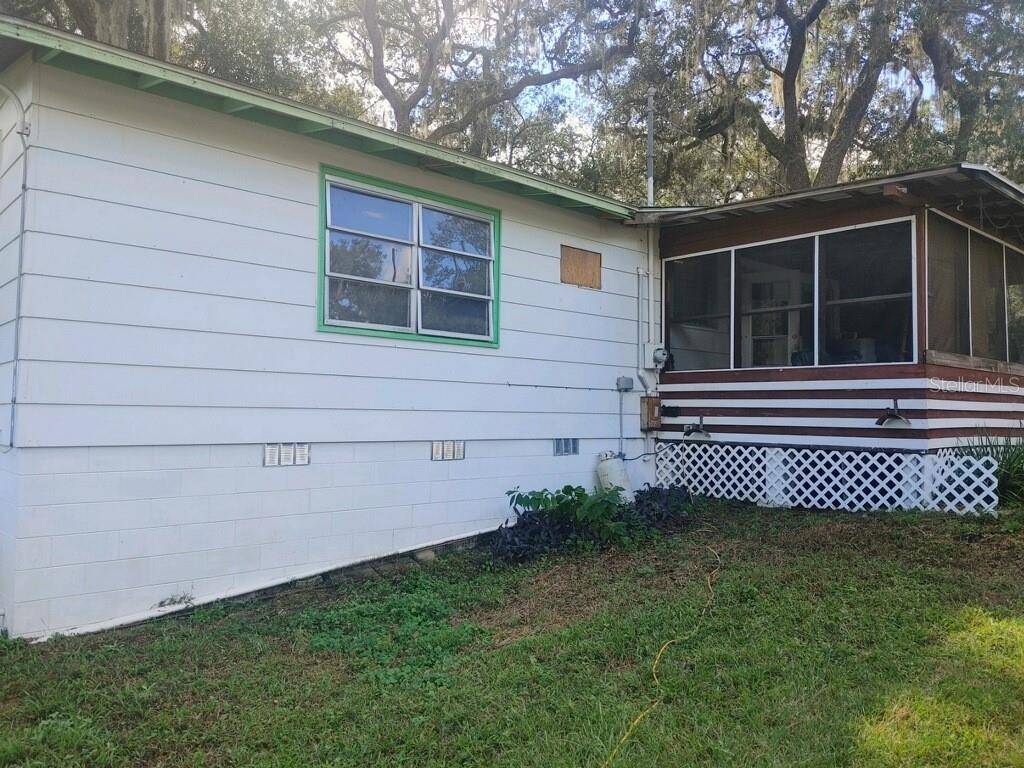 Umatilla, FL 32784,15675 SE 200TH AVE