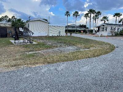 Clermont, FL 34715,20285 US HIGHWAY 27 #140