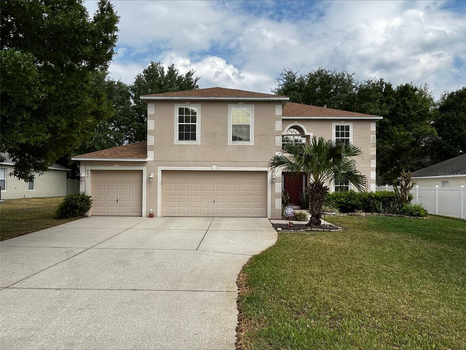 Fruitland Park, FL 34731,803 CLEAR BROOK CT