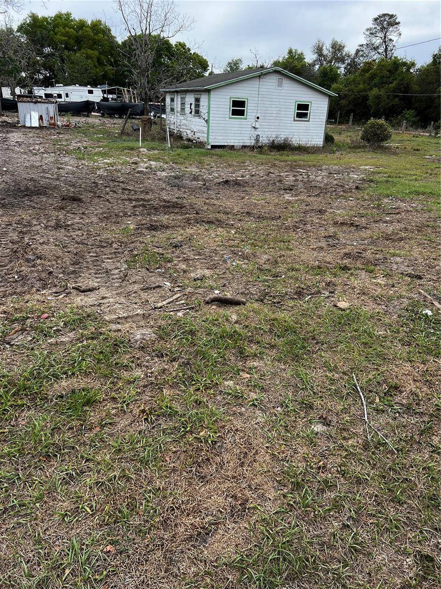 Umatilla, FL 32784,39517 E CEMETARY RD