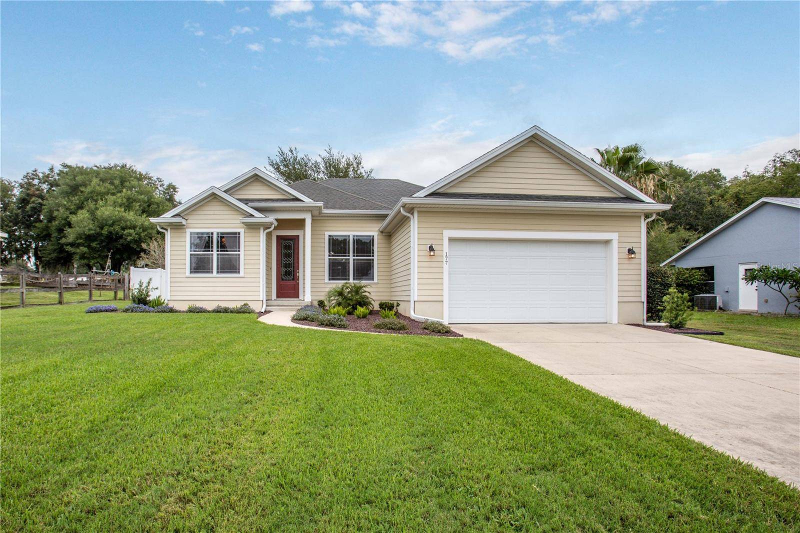 Umatilla, FL 32784,177 BOARDMAN DR