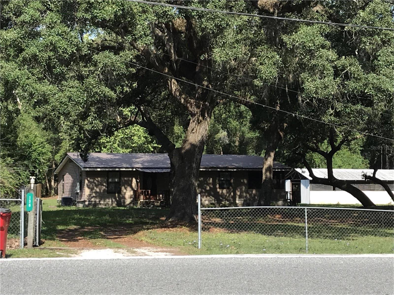 Coleman, FL 33521,136 S COMMERCIAL ST