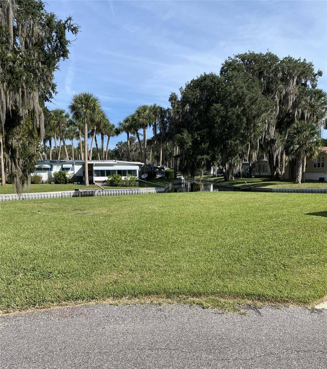 Eustis, FL 32726,29 CLUB HOUSE DR