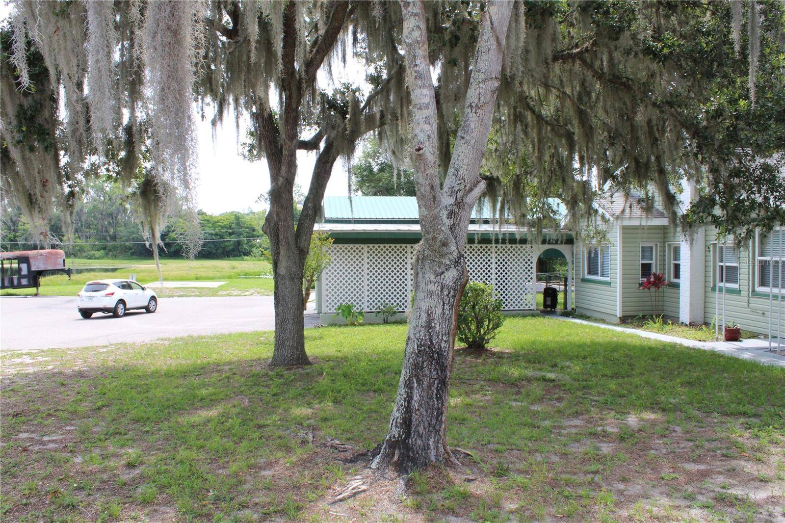 Eustis, FL 32726,731 N GROVE ST