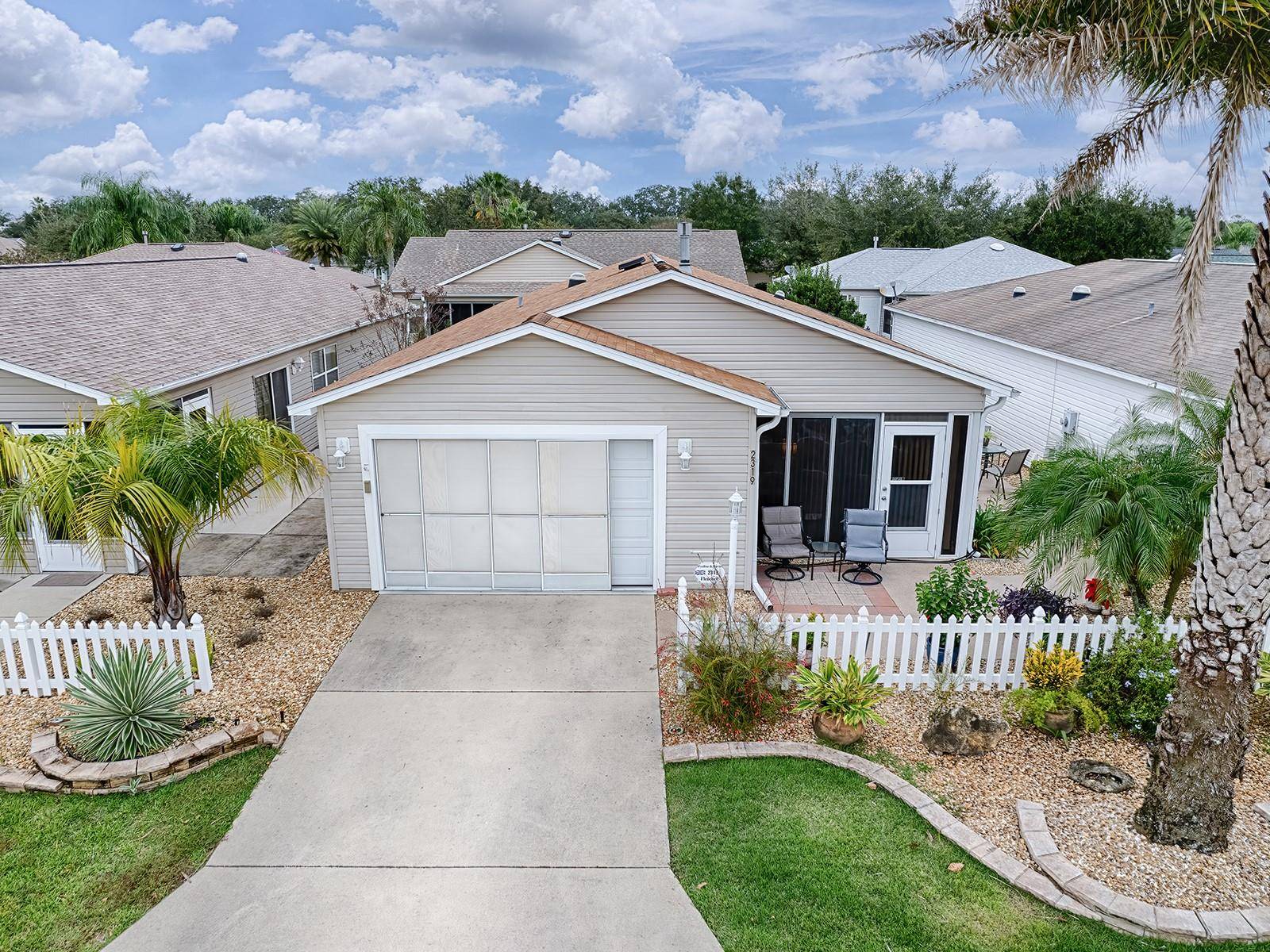 The Villages, FL 32162,2319 OAK BEND PL