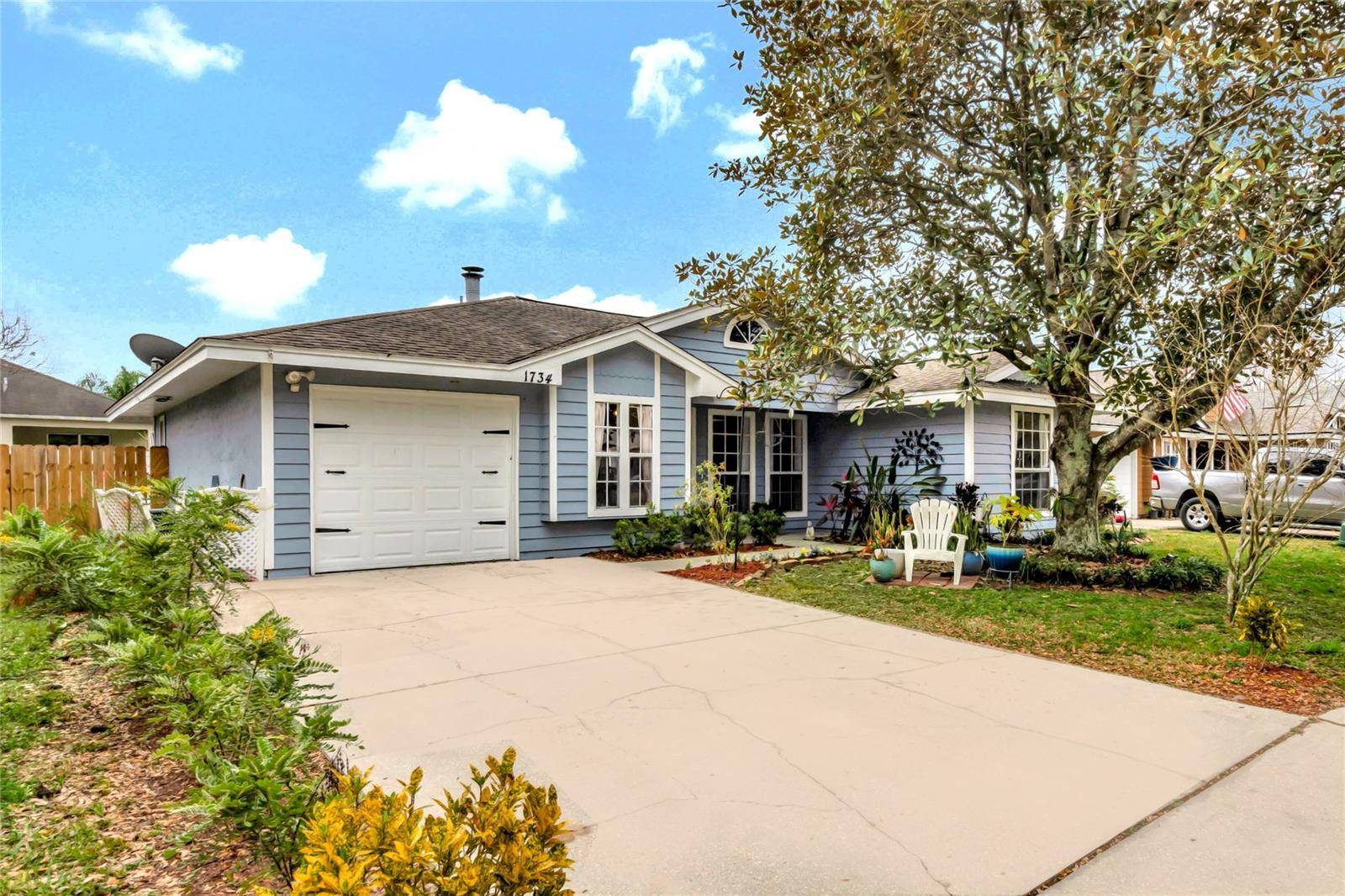 Mount Dora, FL 32757,1734 DORSET DR