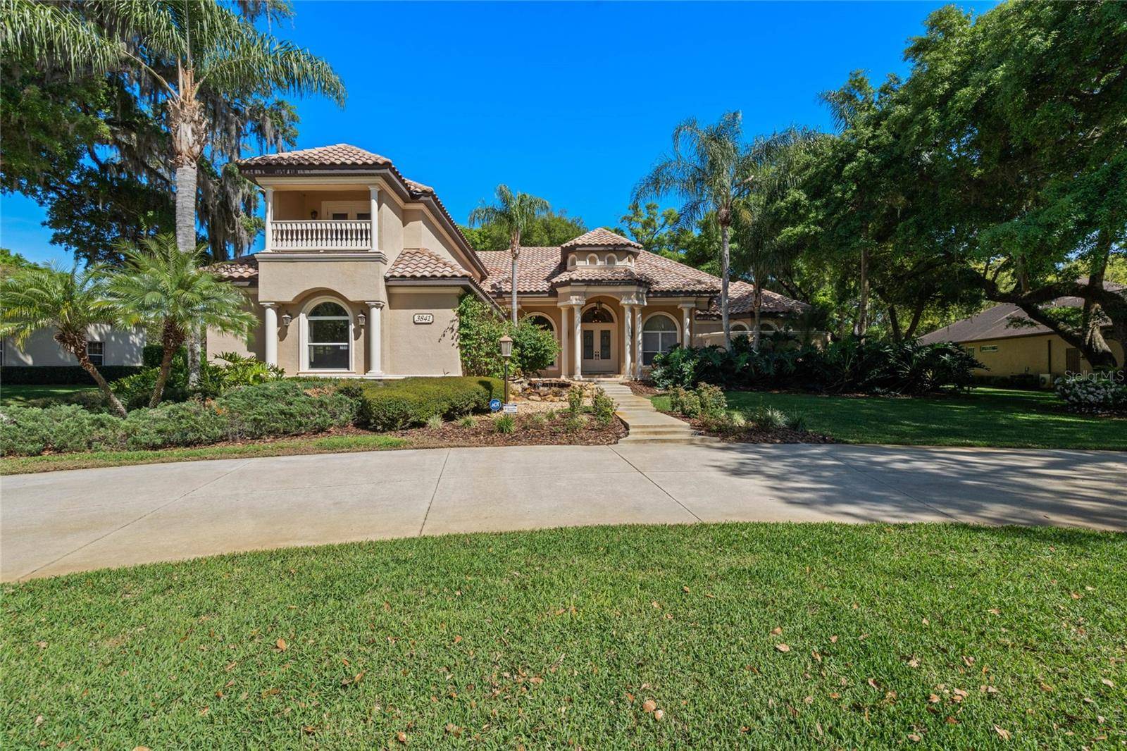 Lady Lake, FL 32159,3841 OAK POINTE DR