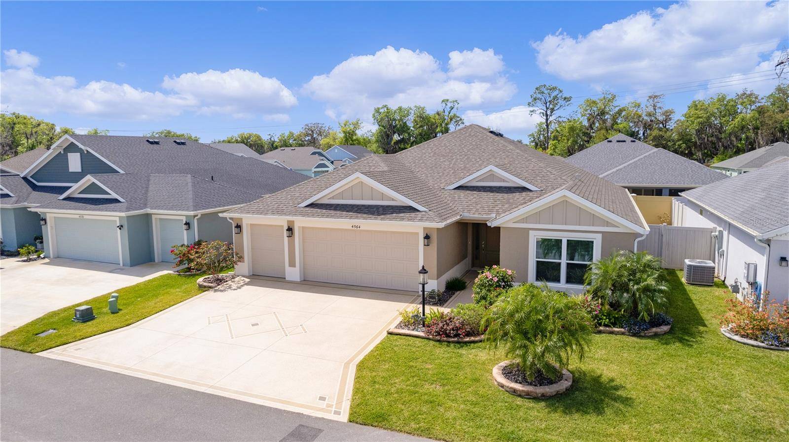 The Villages, FL 32163,4564 SAMANTHA CT