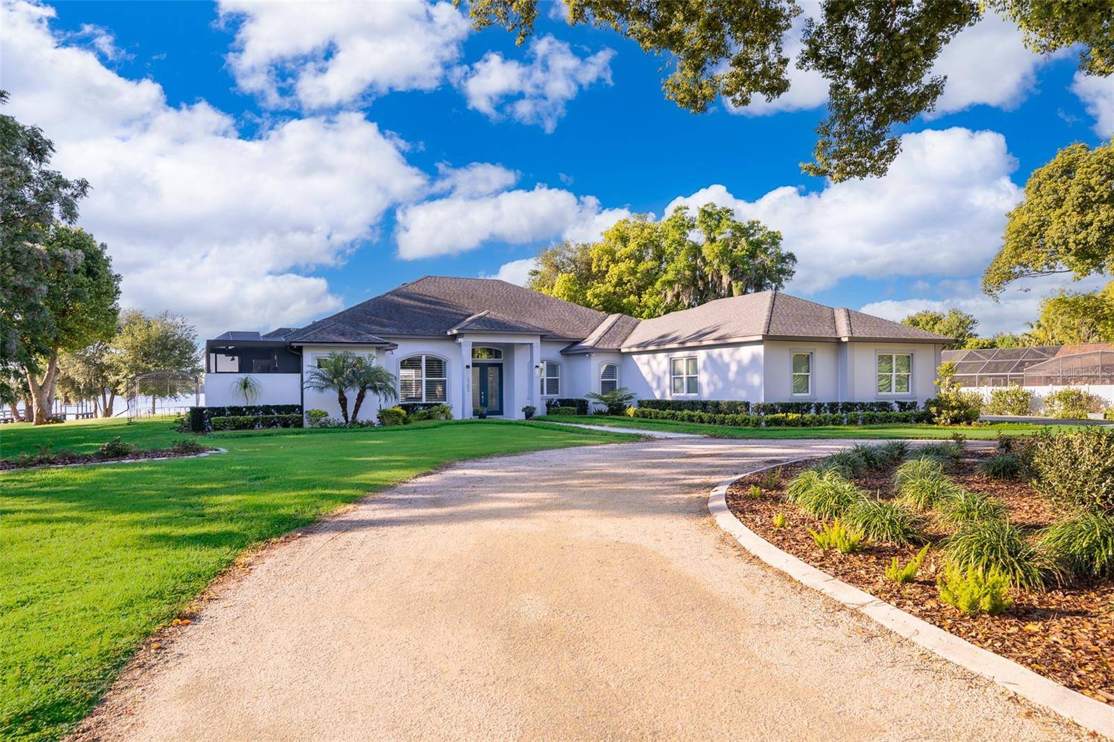 Mount Dora, FL 32757,5203 DORA DR