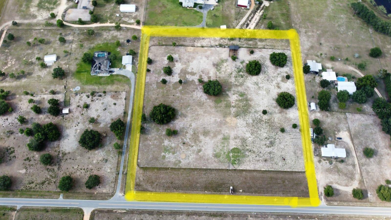 Howey In The Hills, FL 34737,00 DEWEY ROBBINS RD