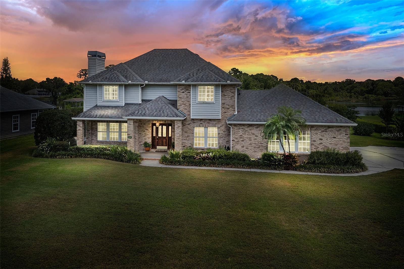 Tavares, FL 32778,29334 DAVID CT
