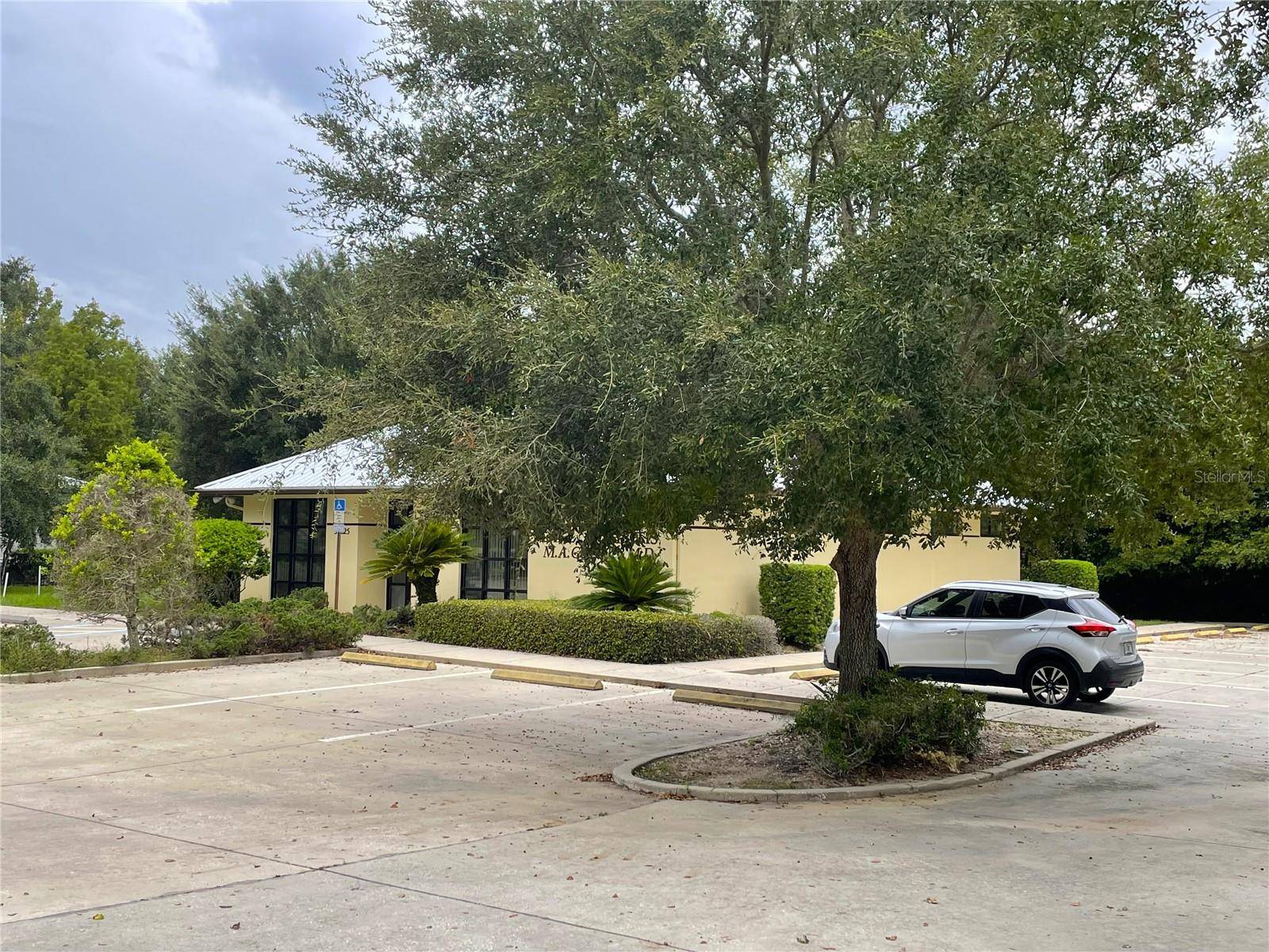 Leesburg, FL 34788,33025 PROFESSIONAL DR