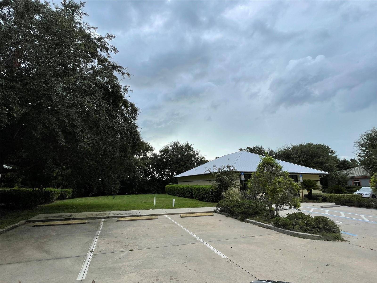 Leesburg, FL 34788,33025 PROFESSIONAL DR