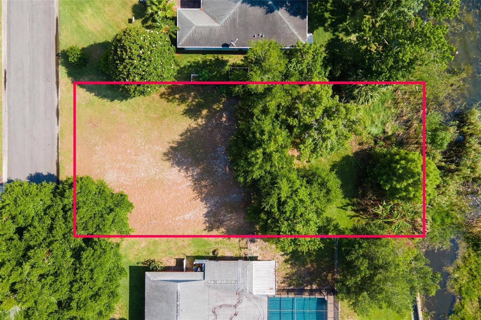 Tavares, FL 32778,COUNTRY CLUB DR
