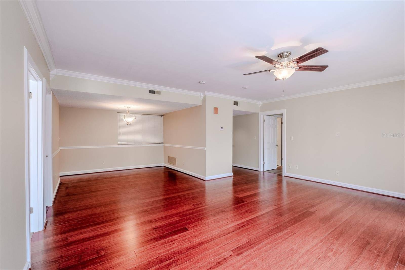 Mount Dora, FL 32757,601 W OLD HWY 441 #11B