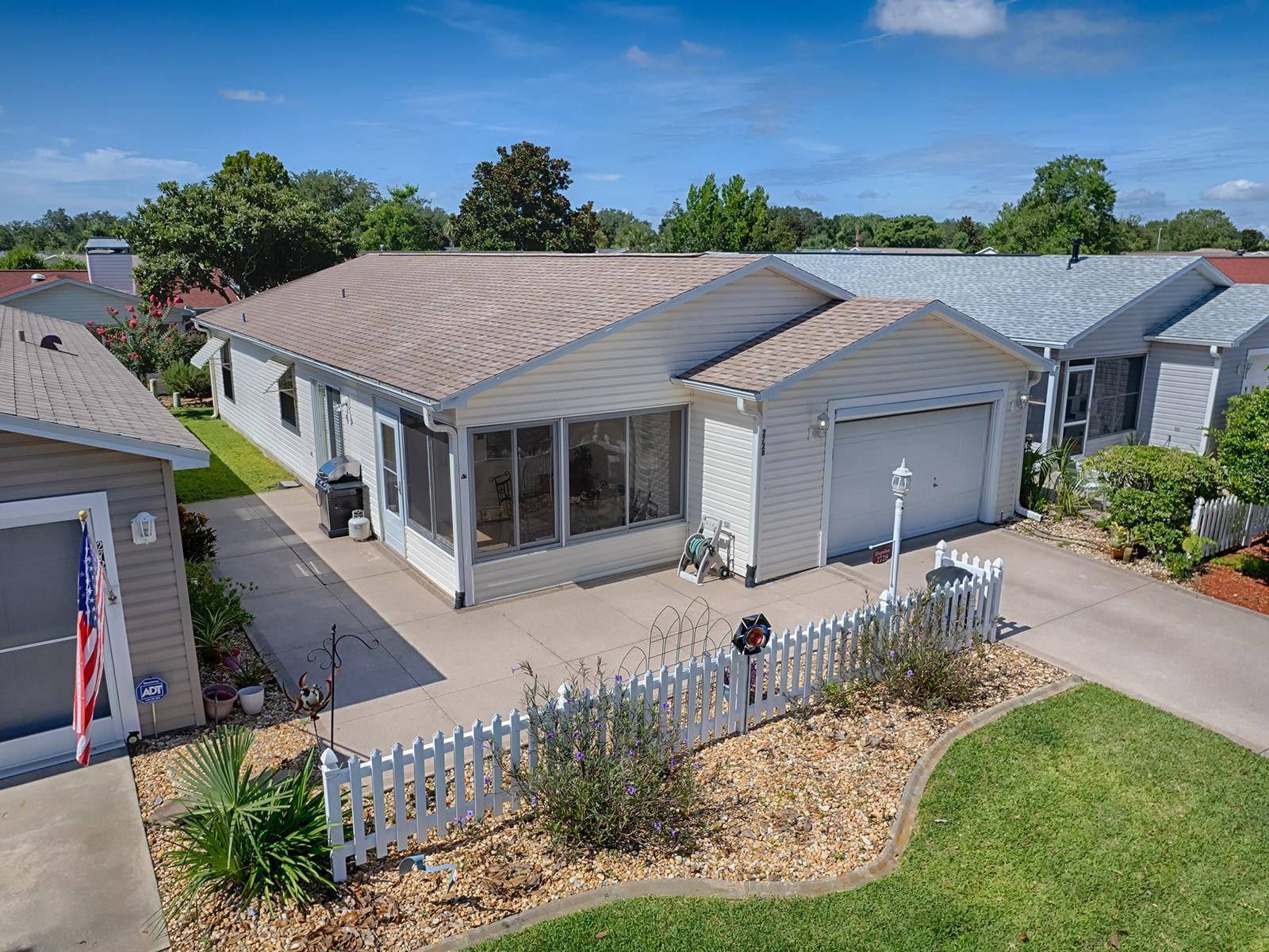 The Villages, FL 32162,2728 MONCAYO AVE