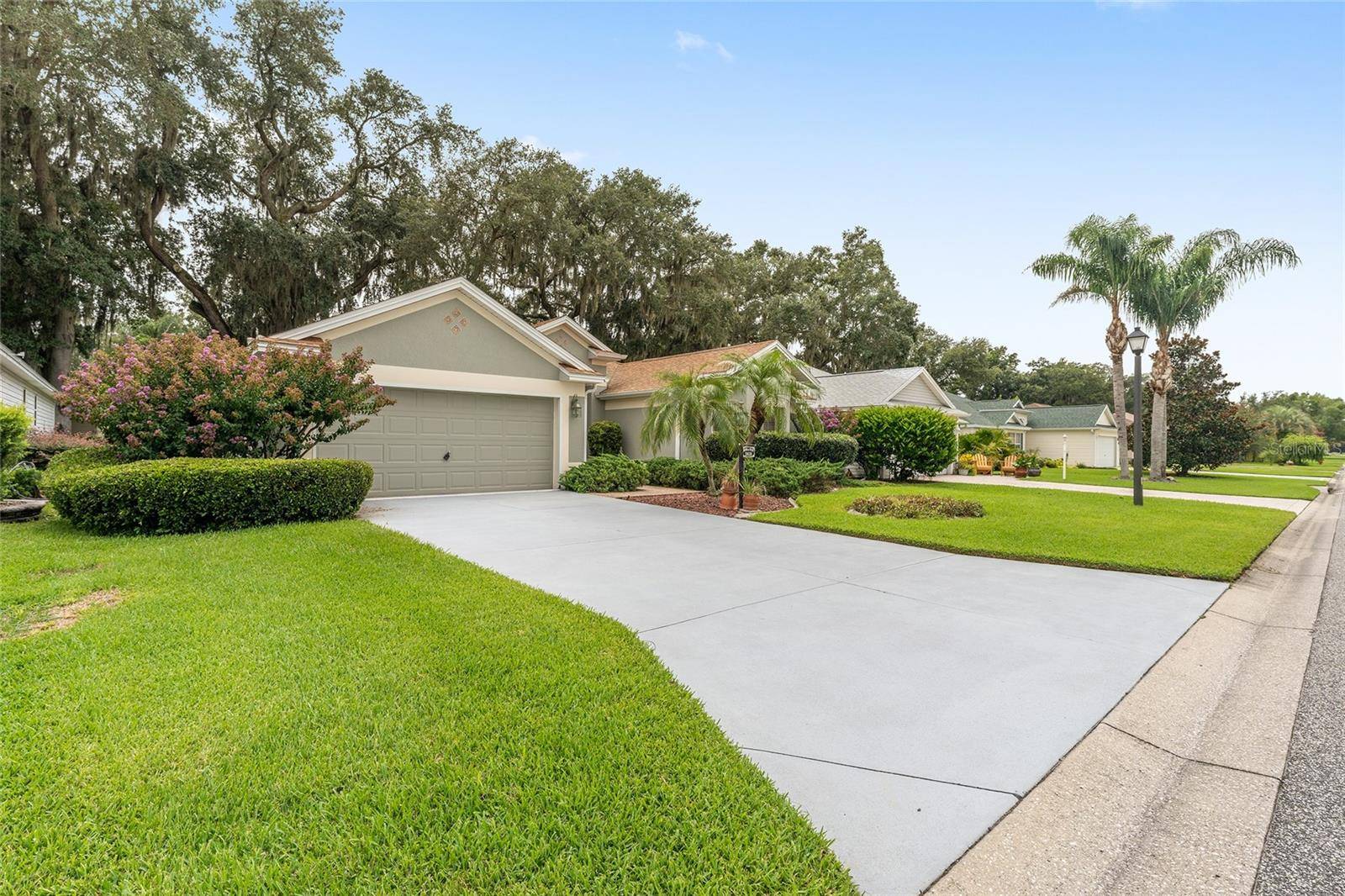 The Villages, FL 32162,2418 MORVEN PARK WAY