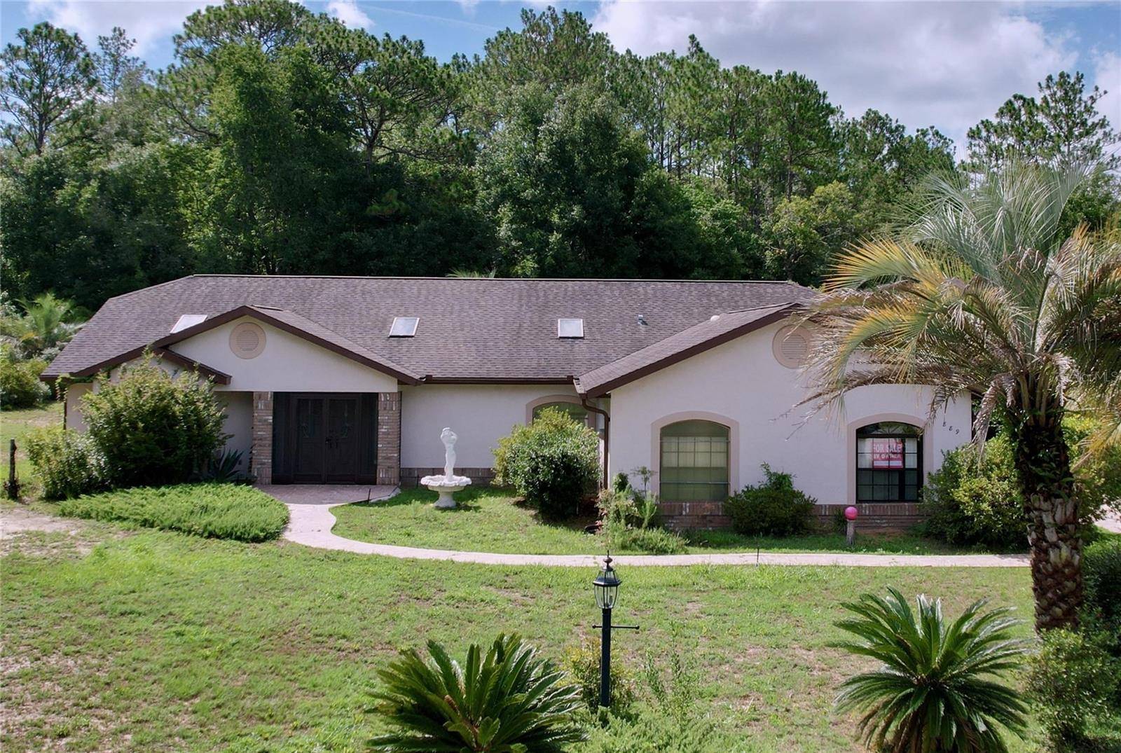 Inverness, FL 34453,889 N CURRIER PT #22