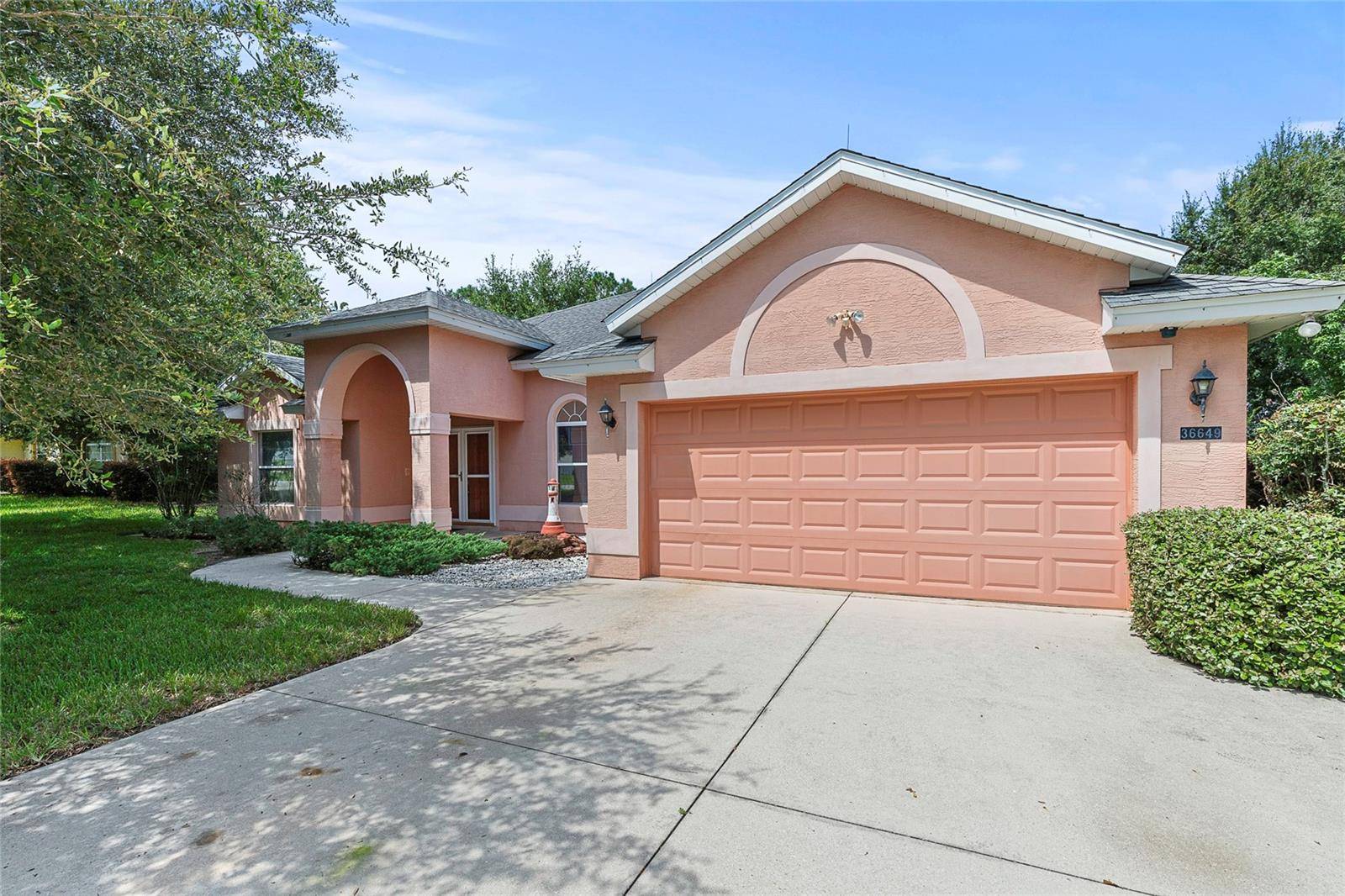 Grand Island, FL 32735,36649 SUNDANCE DR