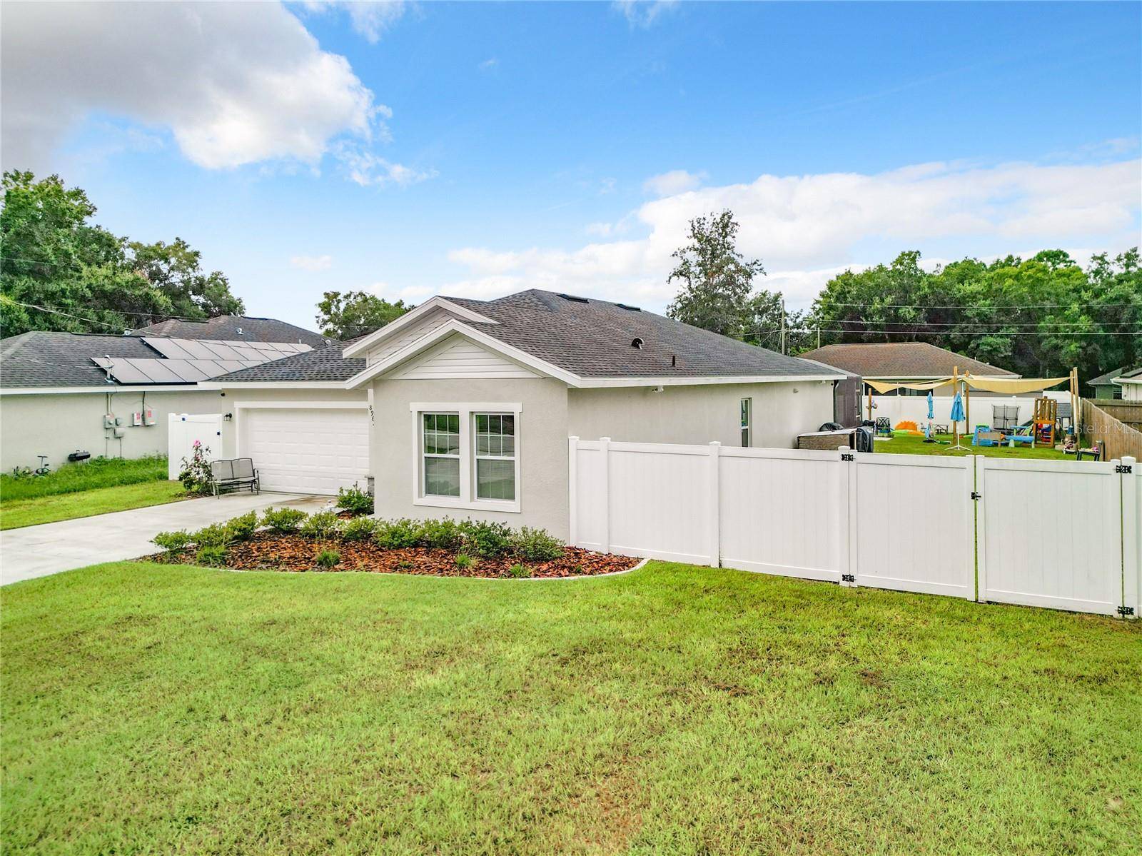 Summerfield, FL 34491,8964 SE 158TH ST