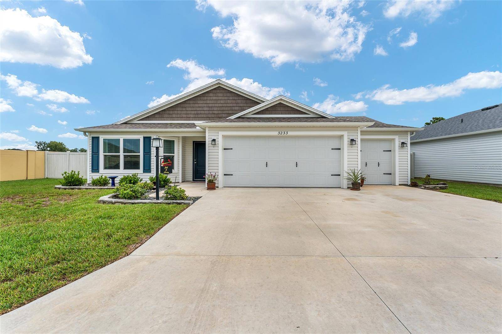 The Villages, FL 32163,3233 RAYMA PL