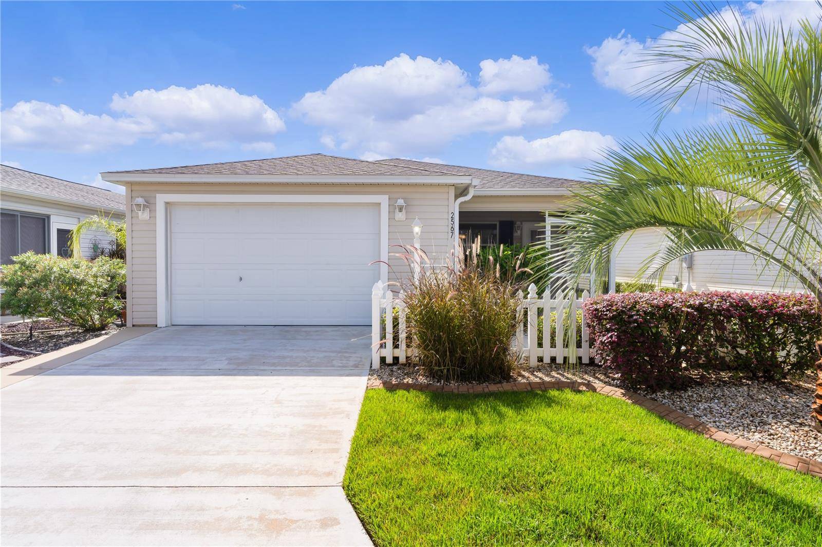 The Villages, FL 32162,2567 EVERWOOD CT