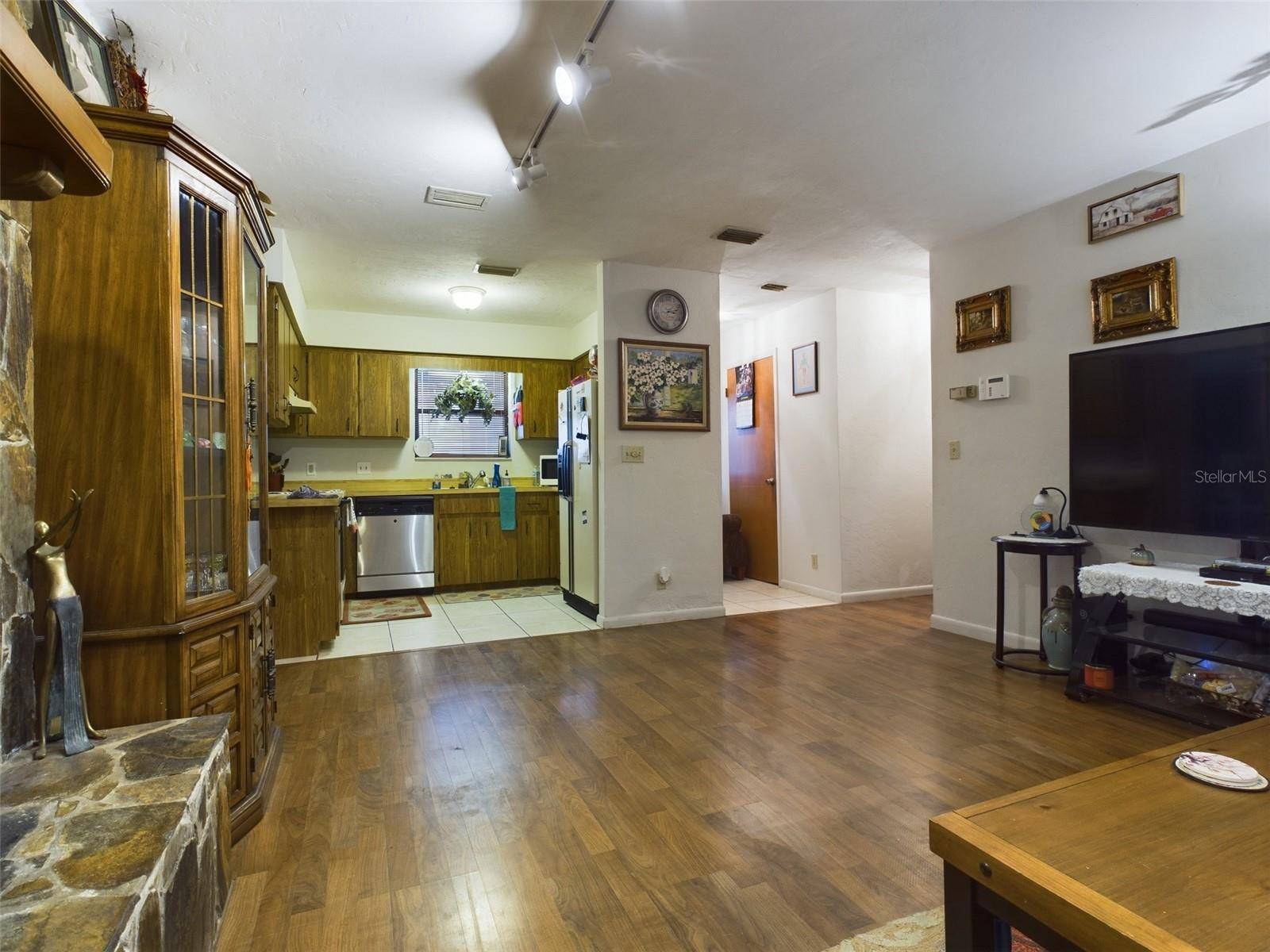 Hawthorne, FL 32640,172 HOUR GLASS CIR