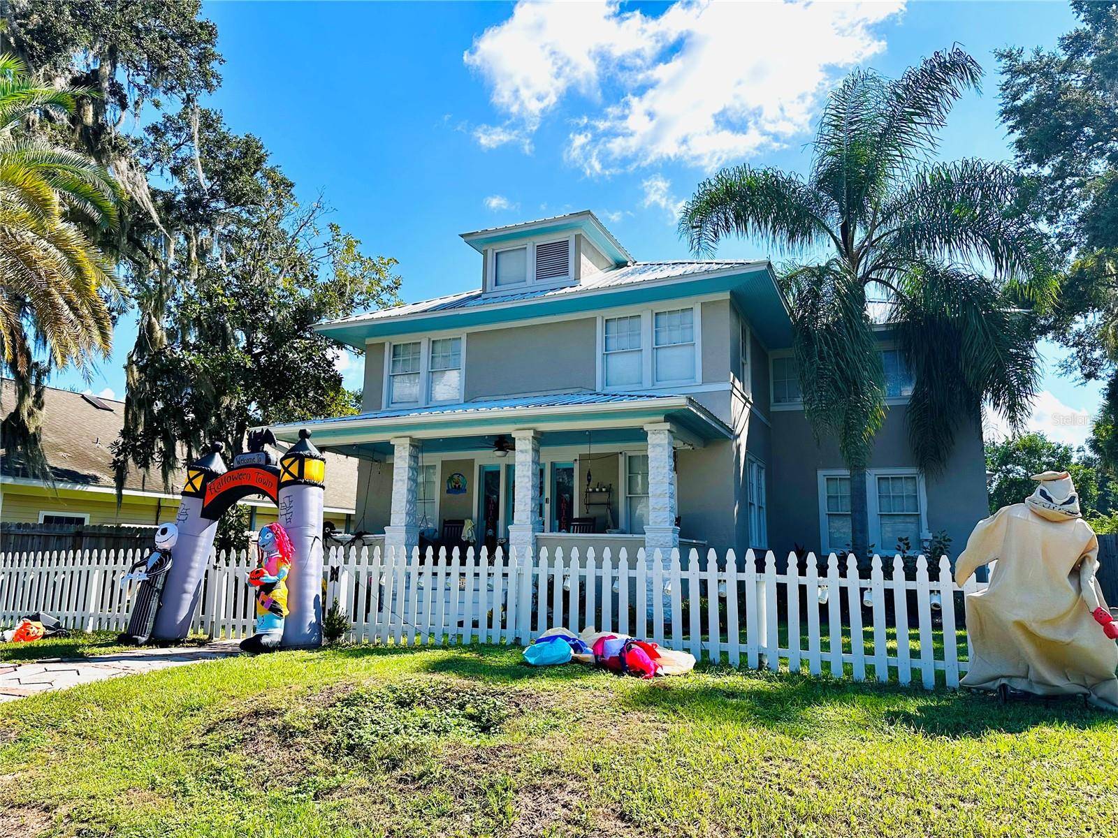 Fruitland Park, FL 34731,101 S DIXIE AVE