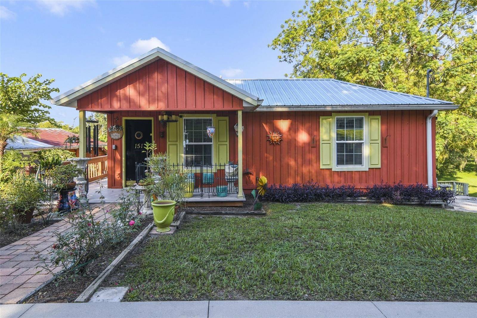 Mount Dora, FL 32757,151 S CLAYTON ST
