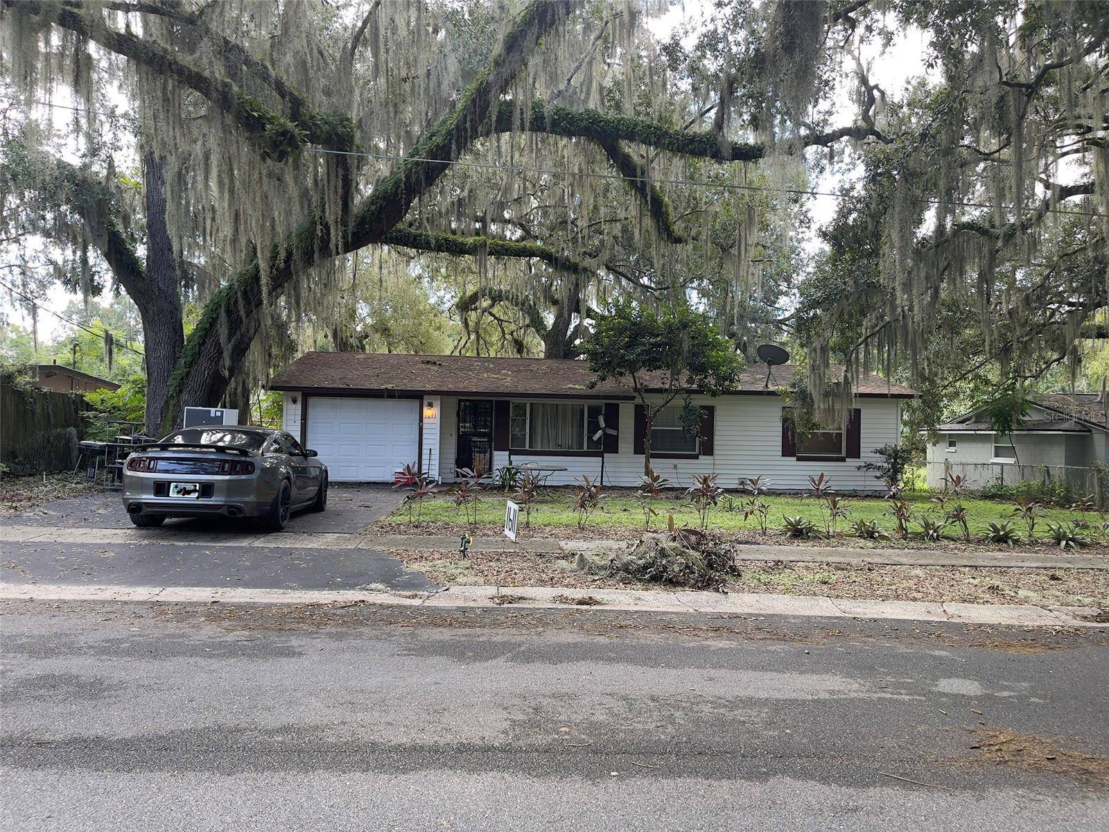 Leesburg, FL 34748,1611 HAMPTON RD
