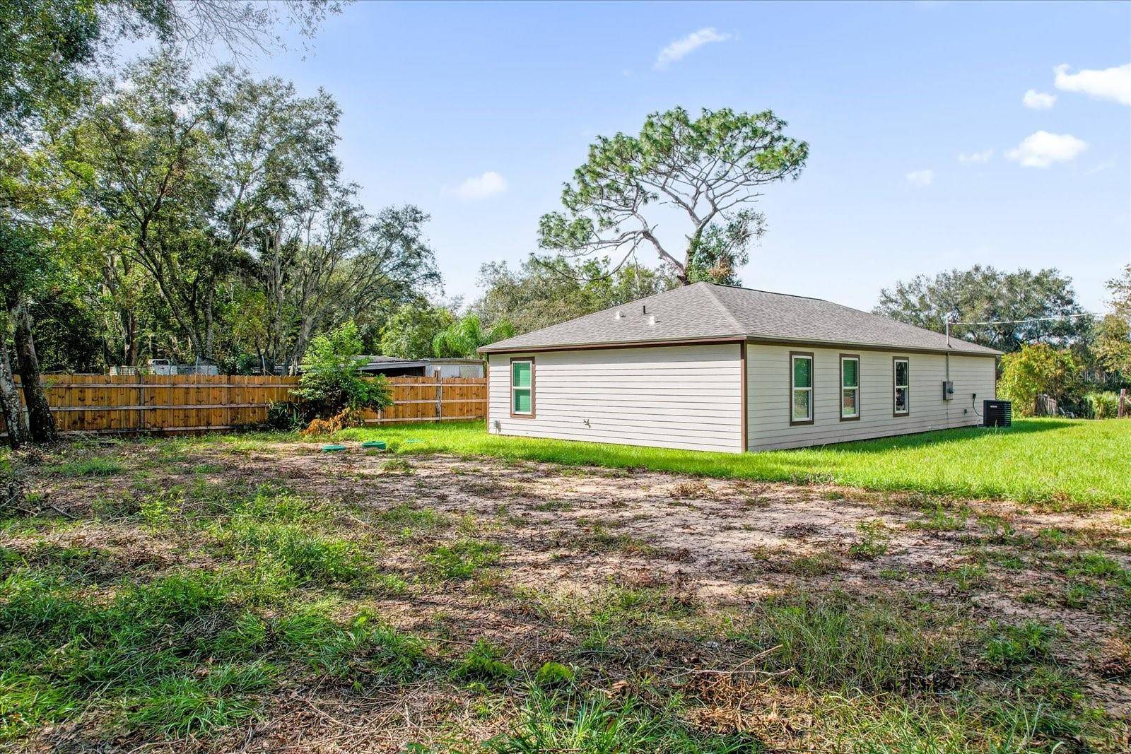 Umatilla, FL 32784,16905 SE 248TH TER