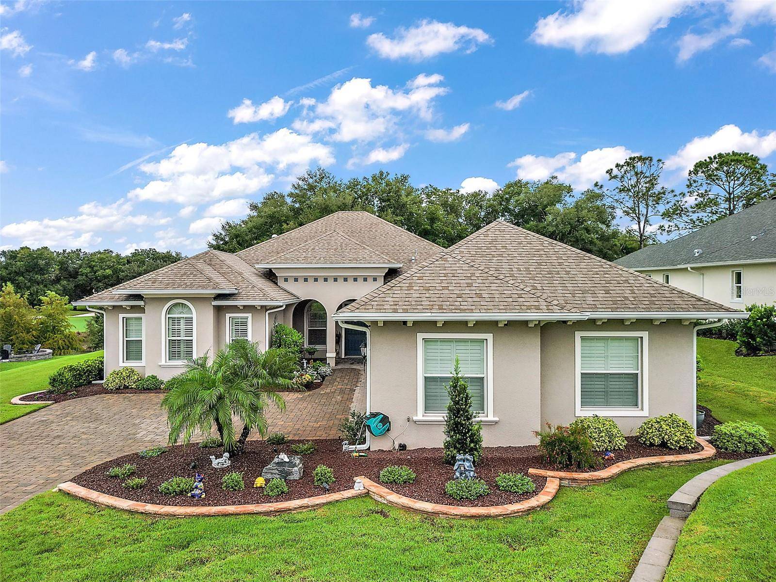 Lady Lake, FL 32159,5096 GREENS DR