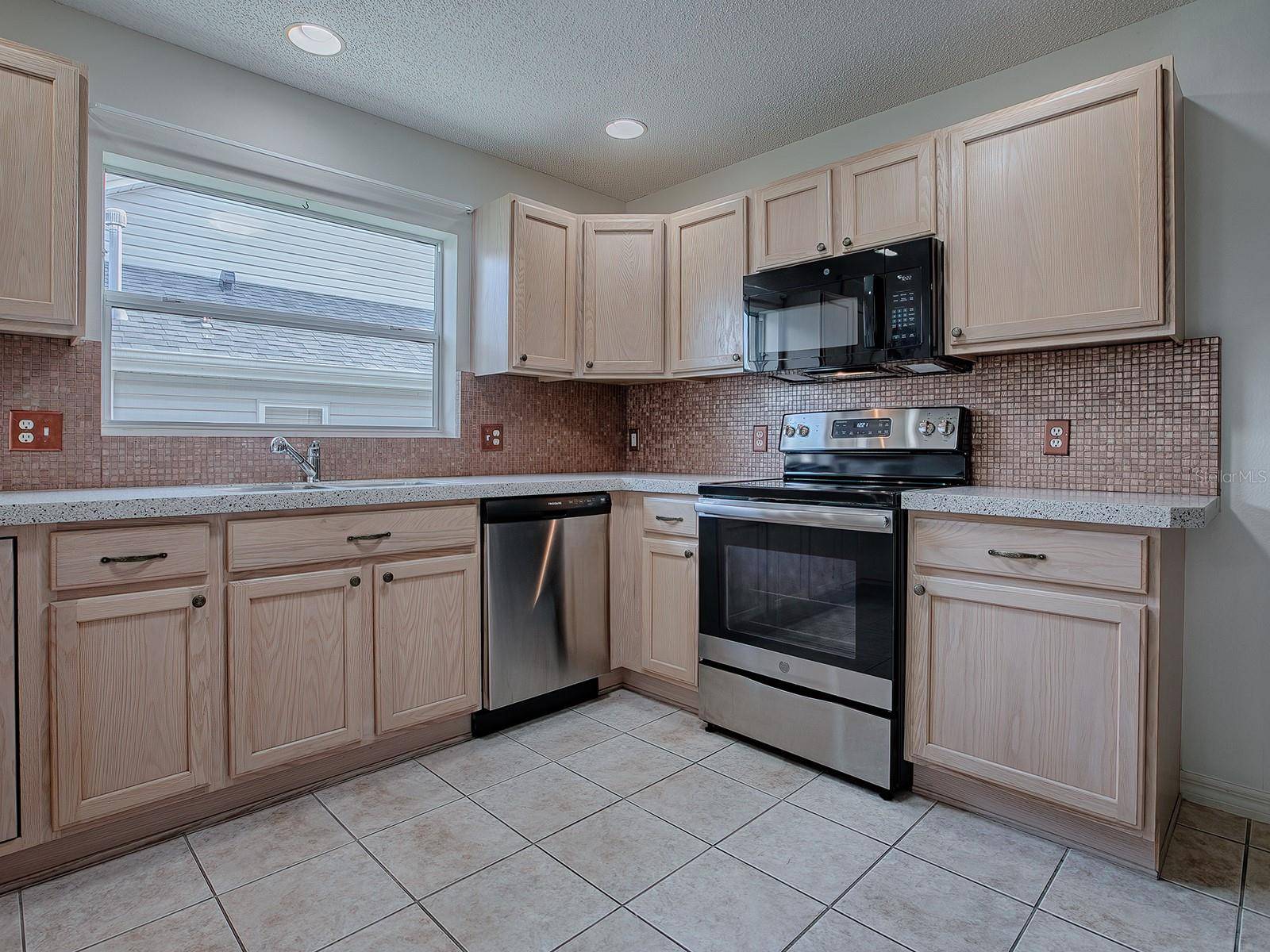 The Villages, FL 32162,8288 SE 177TH WINTERTHUR LOOP