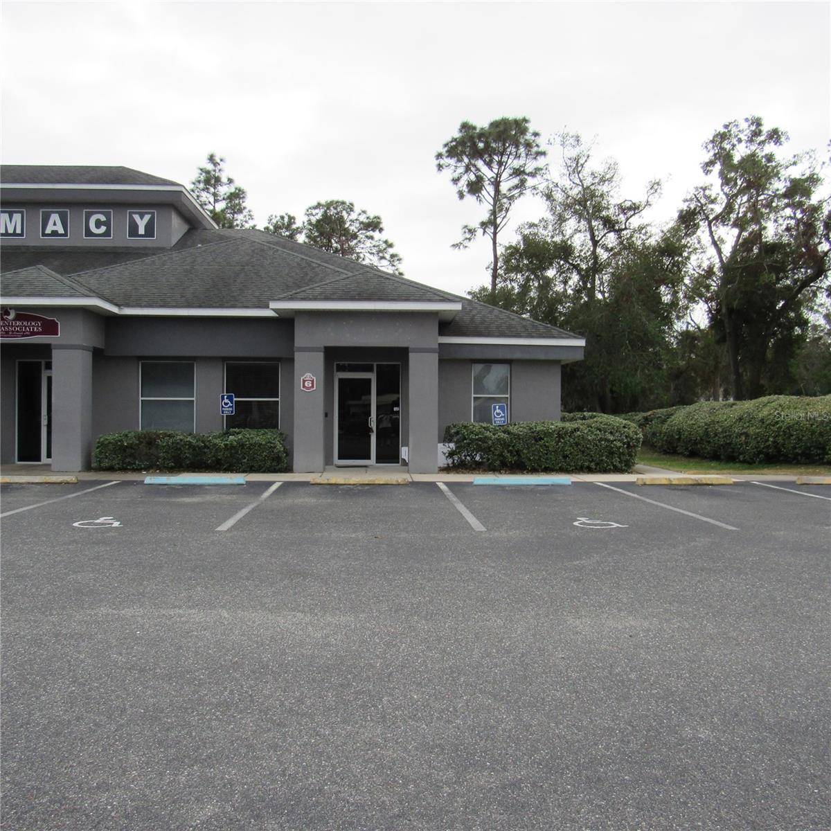 Leesburg, FL 34748,620 S LAKE ST #6