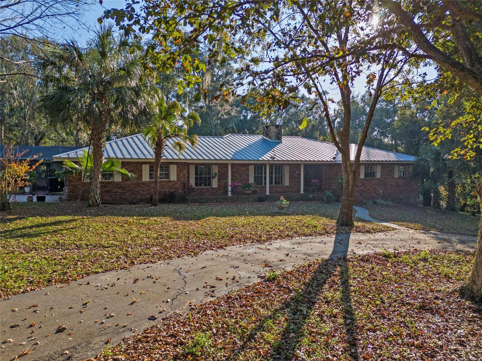 Eustis, FL 32736,22740 COUNTY ROAD 44A