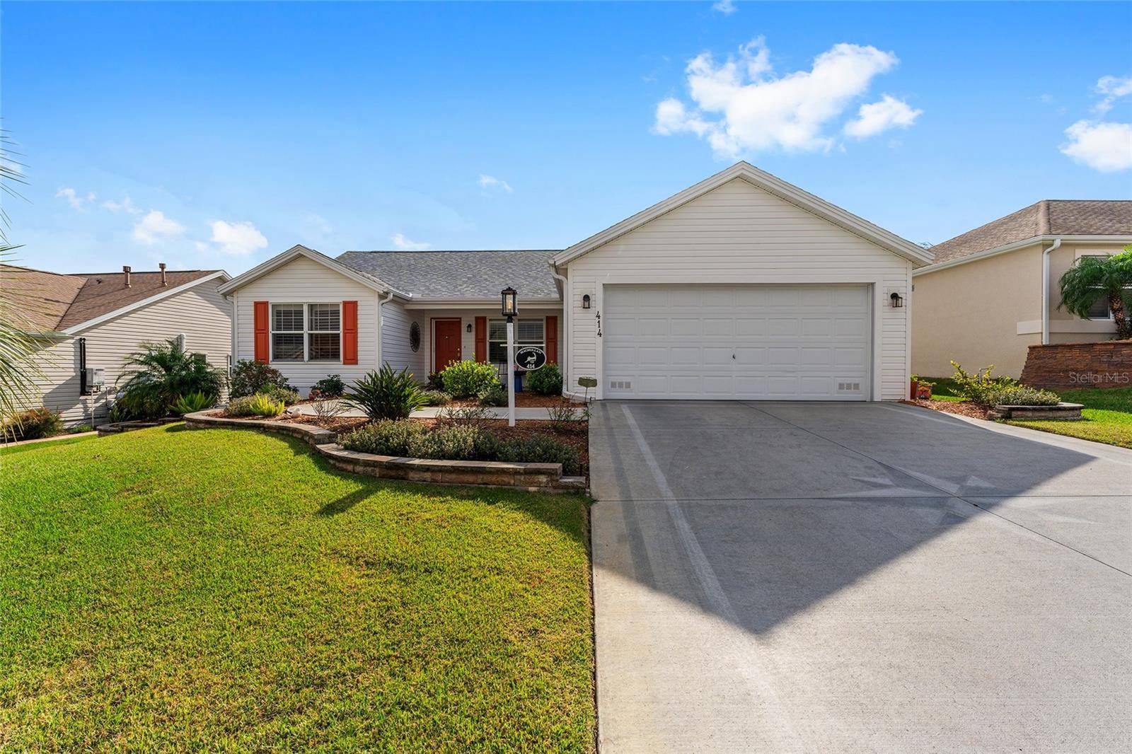 The Villages, FL 32162,414 HENGAN PL