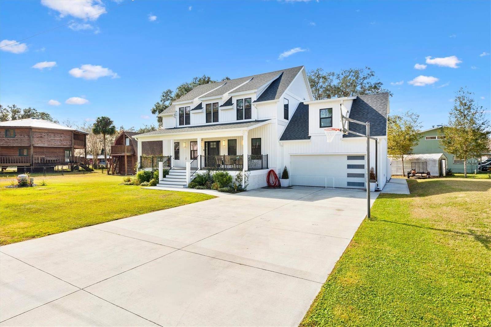 Lake Panasoffkee, FL 33538,4777 CR 306A