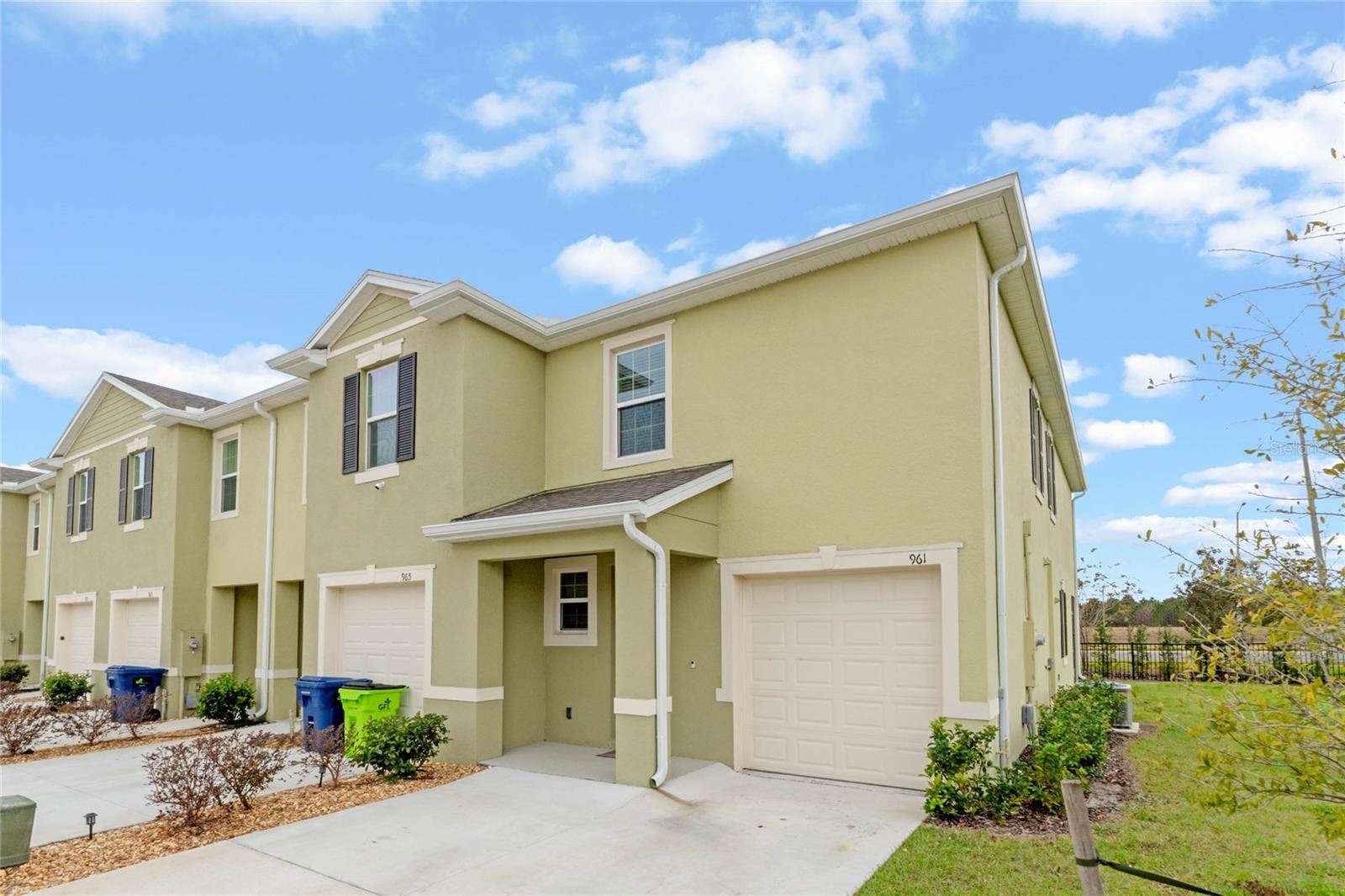 Howey In The Hills, FL 34737,961 LIDO DR