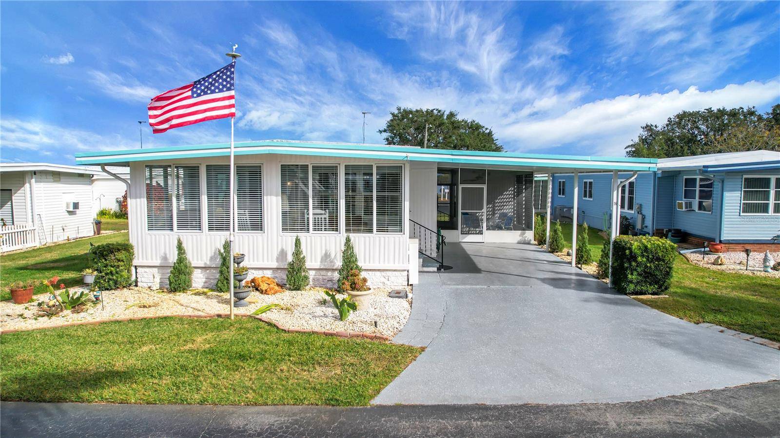 Fruitland Park, FL 34731,16 CAPTAINS PT