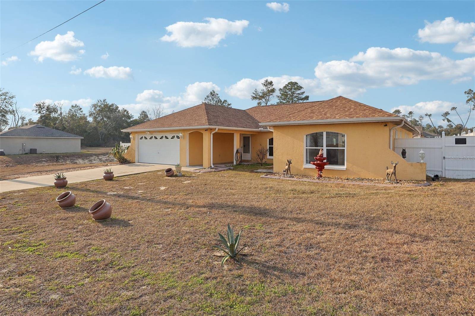 Ocala, FL 34473,2385 SW 159TH LN