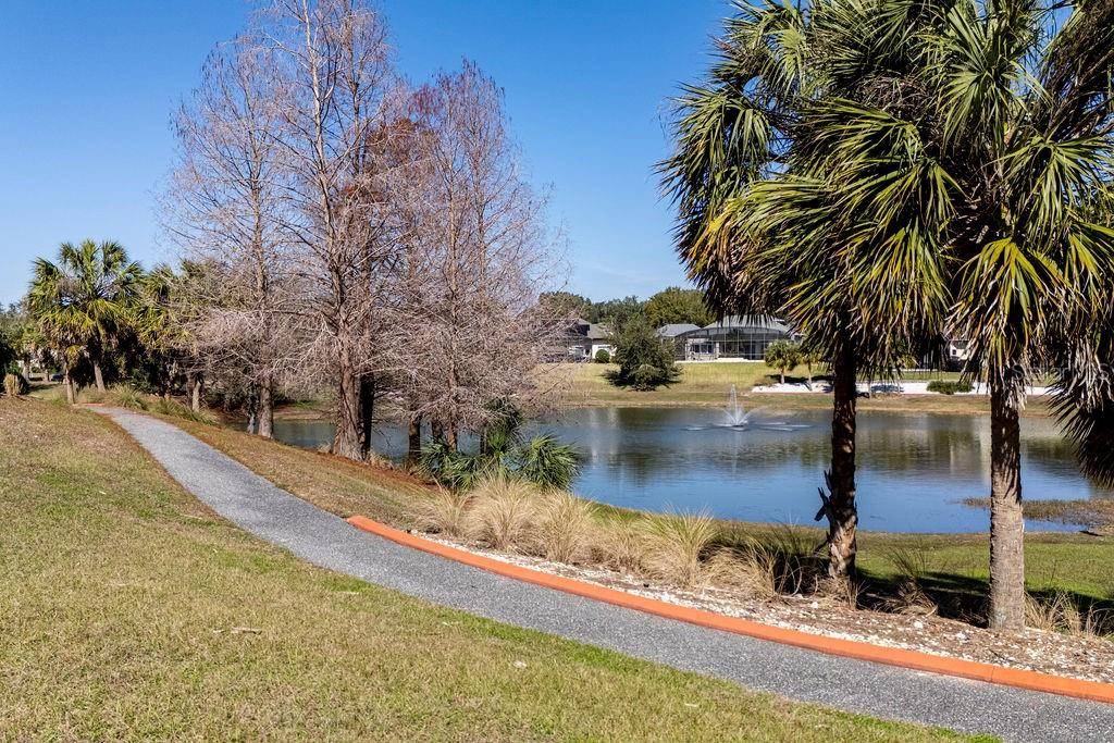 Lady Lake, FL 32159,38909 HARBORWOODS PL