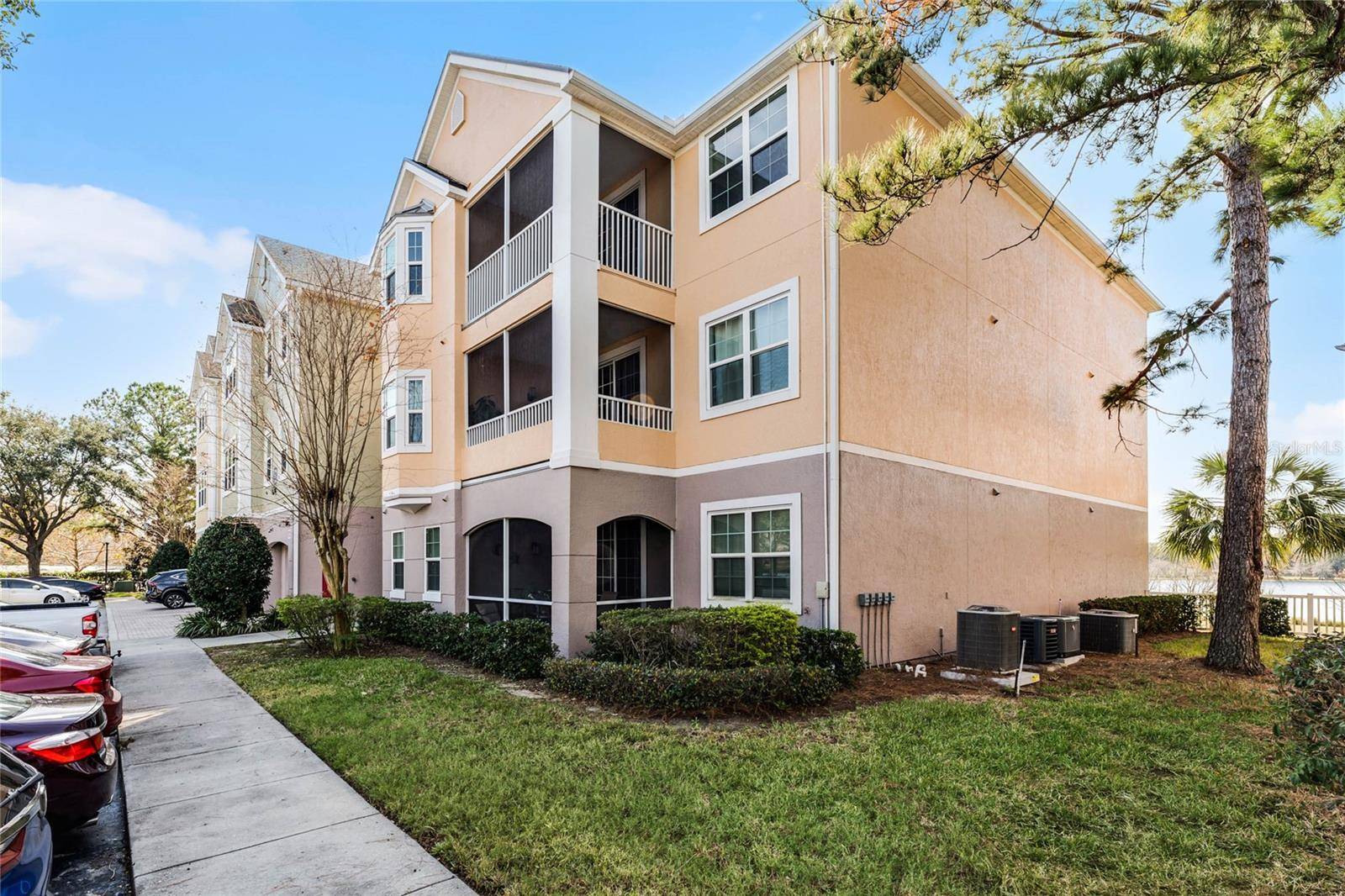 Orlando, FL 32835,3480 SOHO ST #206
