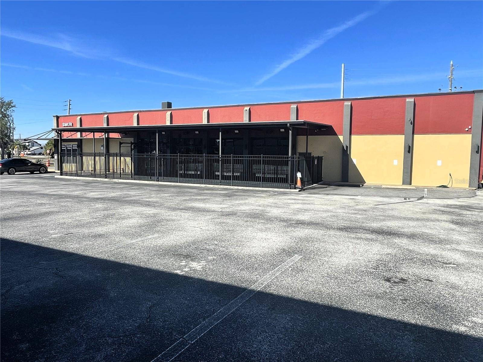 Eustis, FL 32726,231 N GROVE ST
