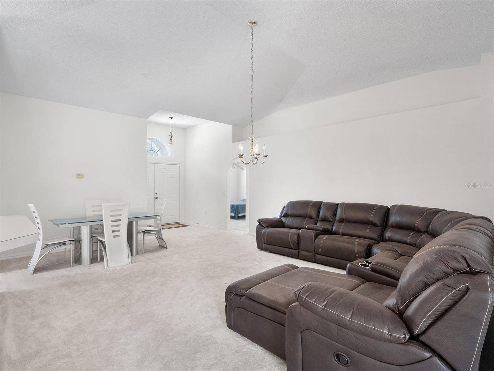 Apopka, FL 32712,464 DOMINISH ESTATES DR