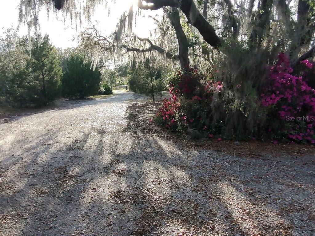 Tavares, FL 32778,14415 COUNTY ROAD 448
