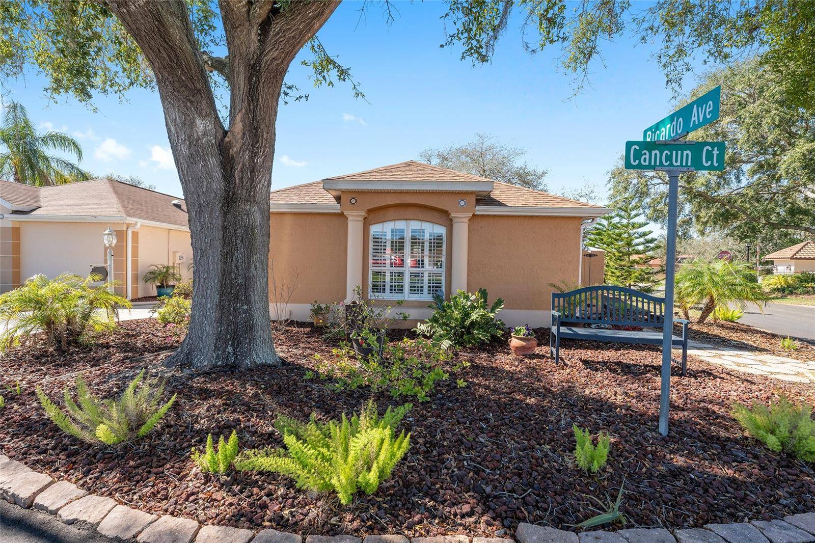 The Villages, FL 32159,922 CANCUN CT