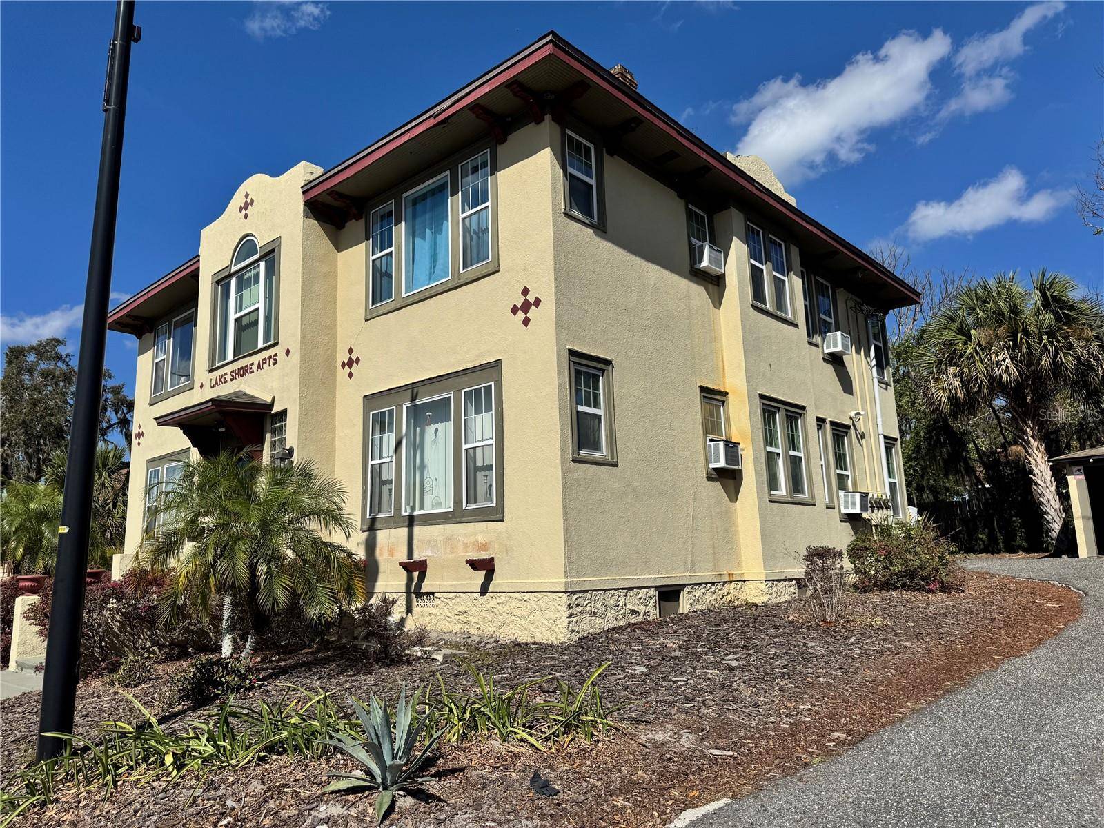house_img