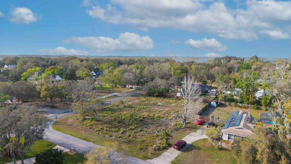 Tavares, FL 32778,FAIRVIEW AVE